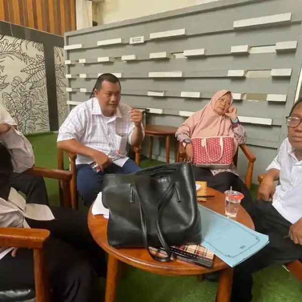 Guru Angkatan PPPK Pertama di Deli Serdang Menangis Setelah Kontraknya Tidak Diperpanjang&nbsp;Pemkab